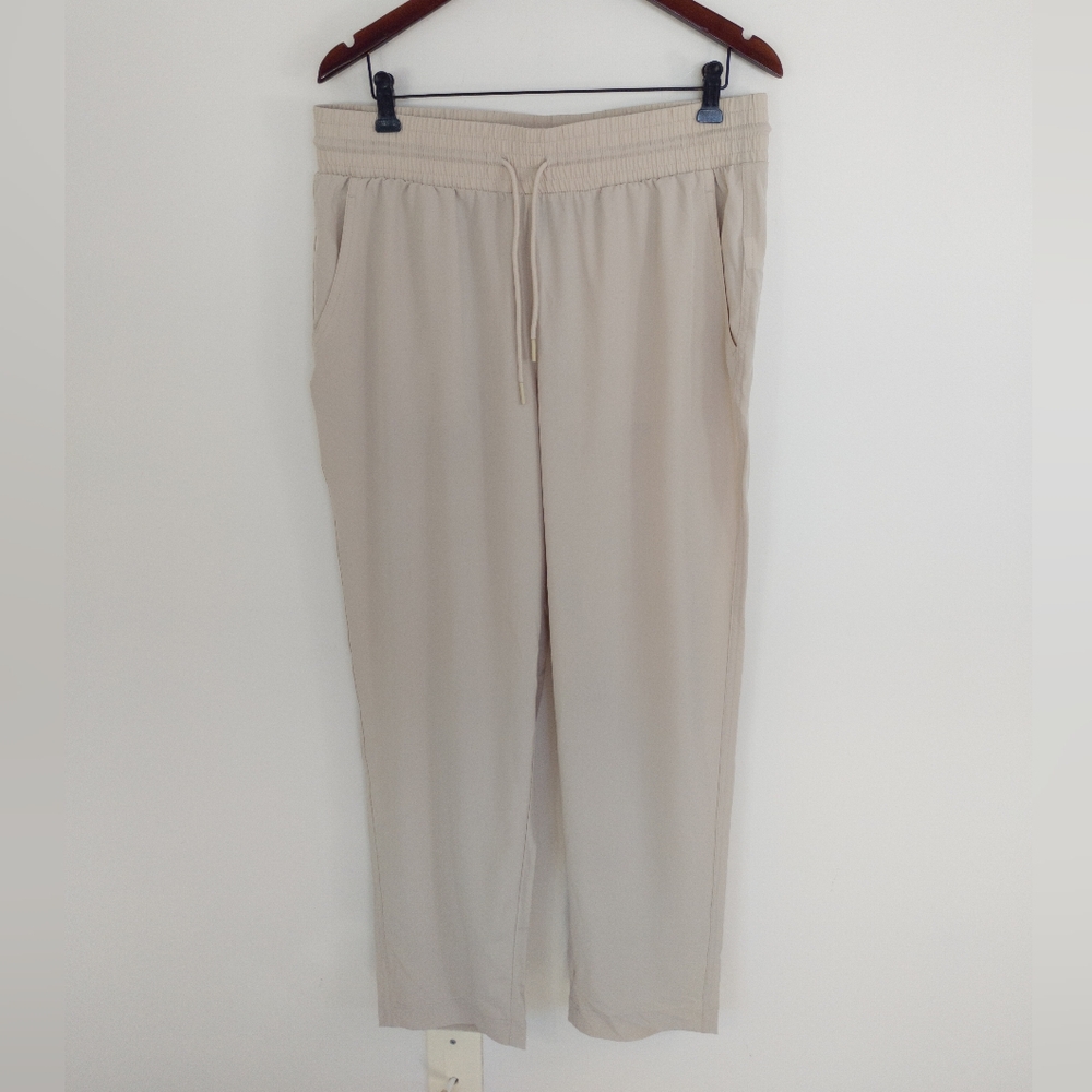 GapFit High Rise Runaround Pants Moonstone Tan Beige Ankle Joggers Women Large